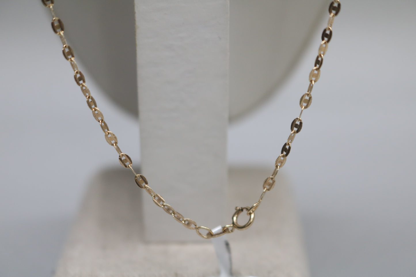 14K Yellow Gold Mariner Design Necklace (20 Inches)