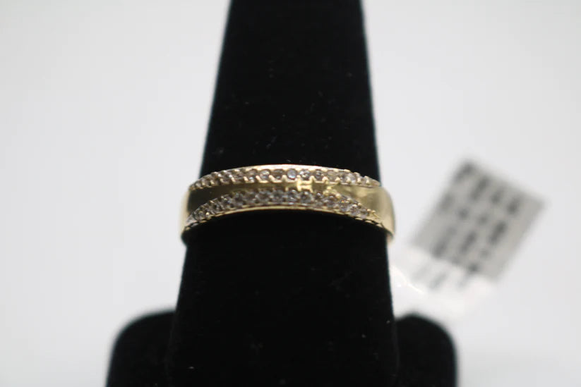 14k Yellow Gold Band Ring W/Clear Stones (Size 11)