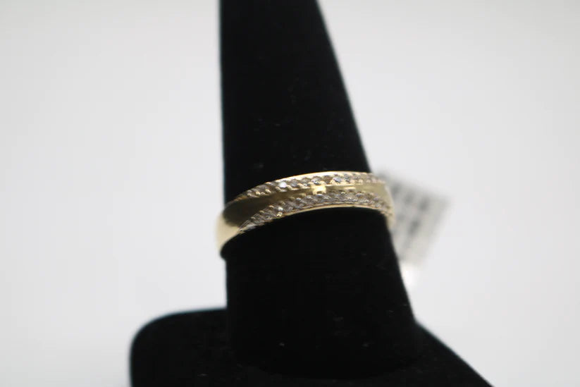 14k Yellow Gold Band Ring W/Clear Stones (Size 11)