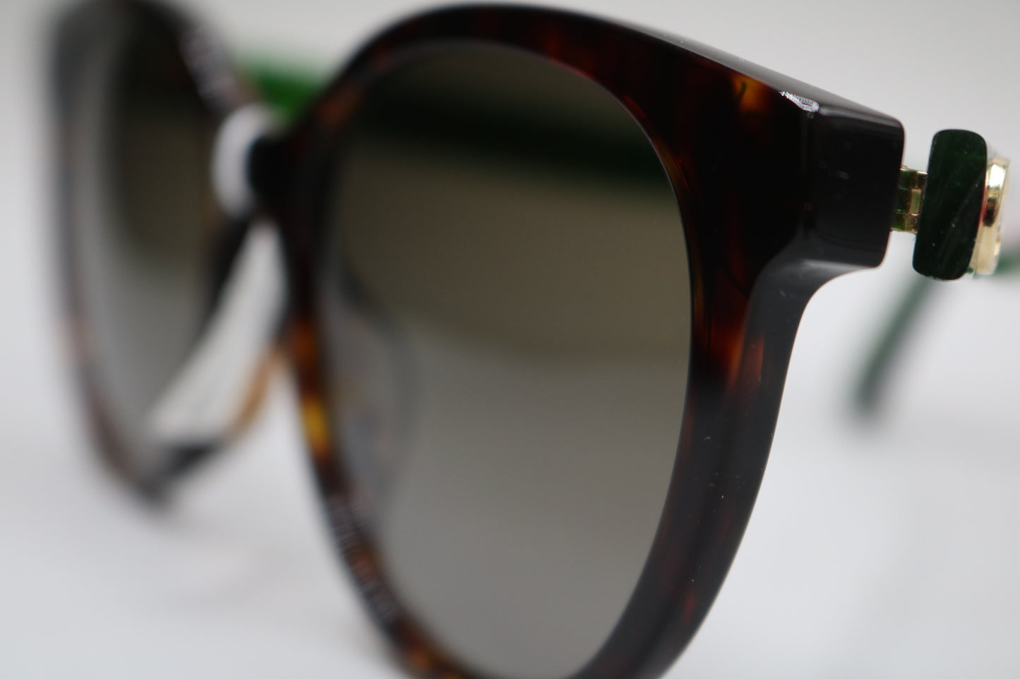 Gucci GG 0702SKN-003 Havana Gradient Brown Cat-Eye Women Sunglasses