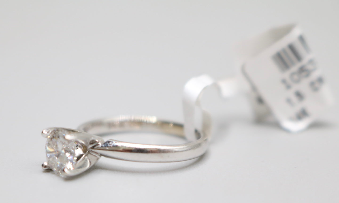 14K White Gold Engagement Ring with Lab Grown Diamond (Size 4 1/4)