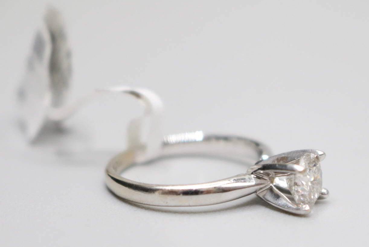 14K White Gold Engagement Ring with Lab Grown Diamond (Size 4 1/4)
