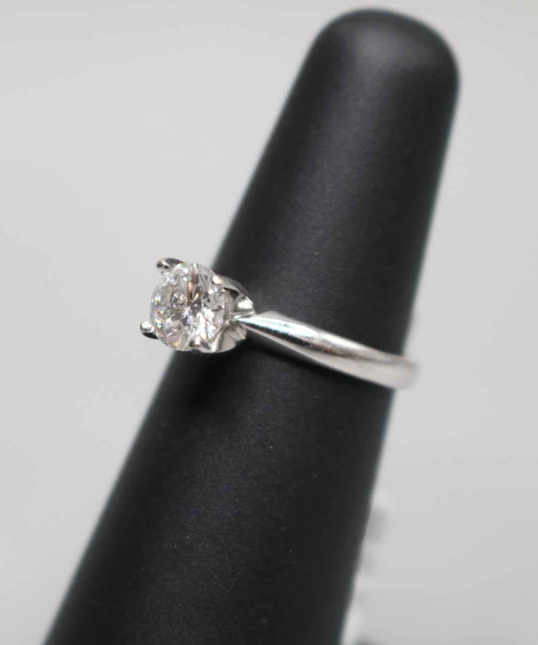 14K White Gold Engagement Ring with Lab Grown Diamond (Size 4 1/4)