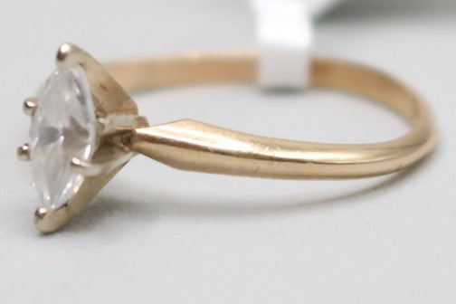 10K Yellow Gold Promise Ring Size 6 1/2