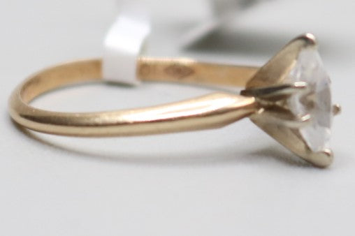 10K Yellow Gold Promise Ring Size 6 1/2