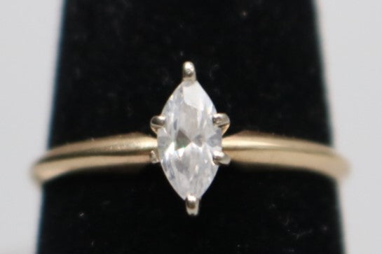 10K Yellow Gold Promise Ring Size 6 1/2
