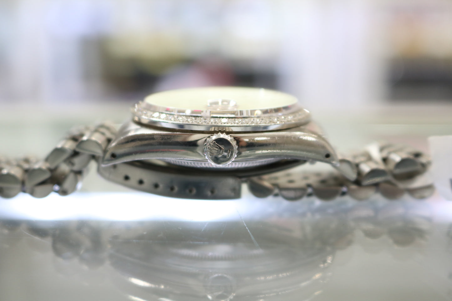 Authentic 1993 Rolex Oyster Perpetual Datejust 16220 Watch 36mm (1.22 CTW) (Local pick-up only)