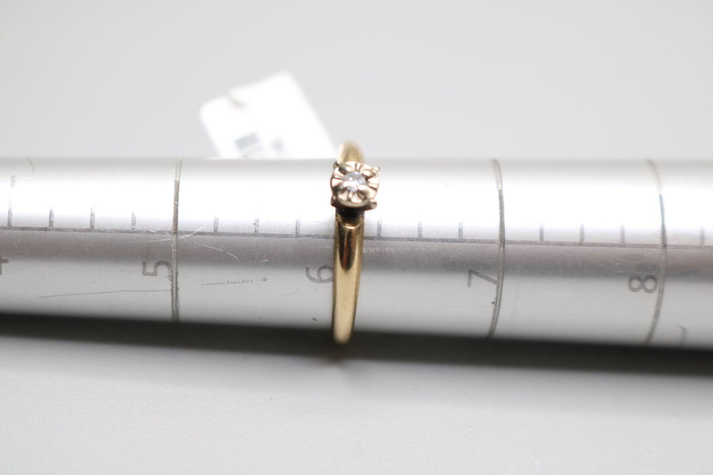 10K Yellow Gold Solitaire Diamond Engagement Ring (Size 6)