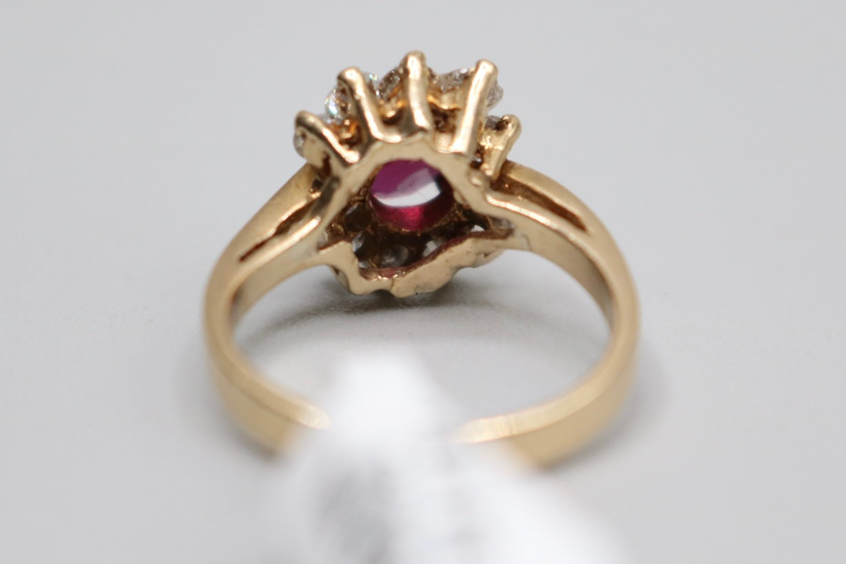 10K Yellow Gold Diamond Halo Ring with center Ruby (Size 5)