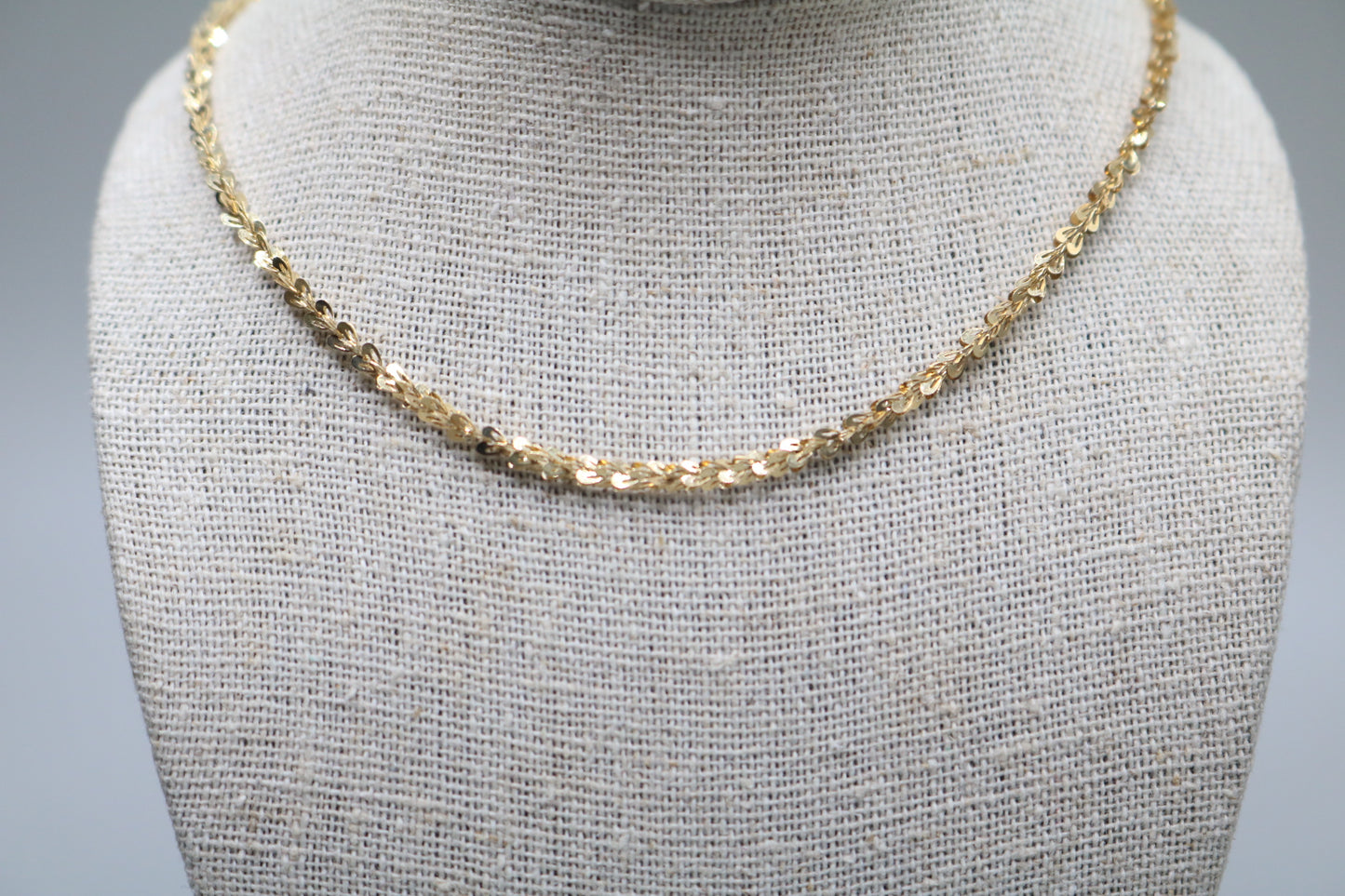 14K Yellow Gold Fancy Heart Necklace (18 Inches)