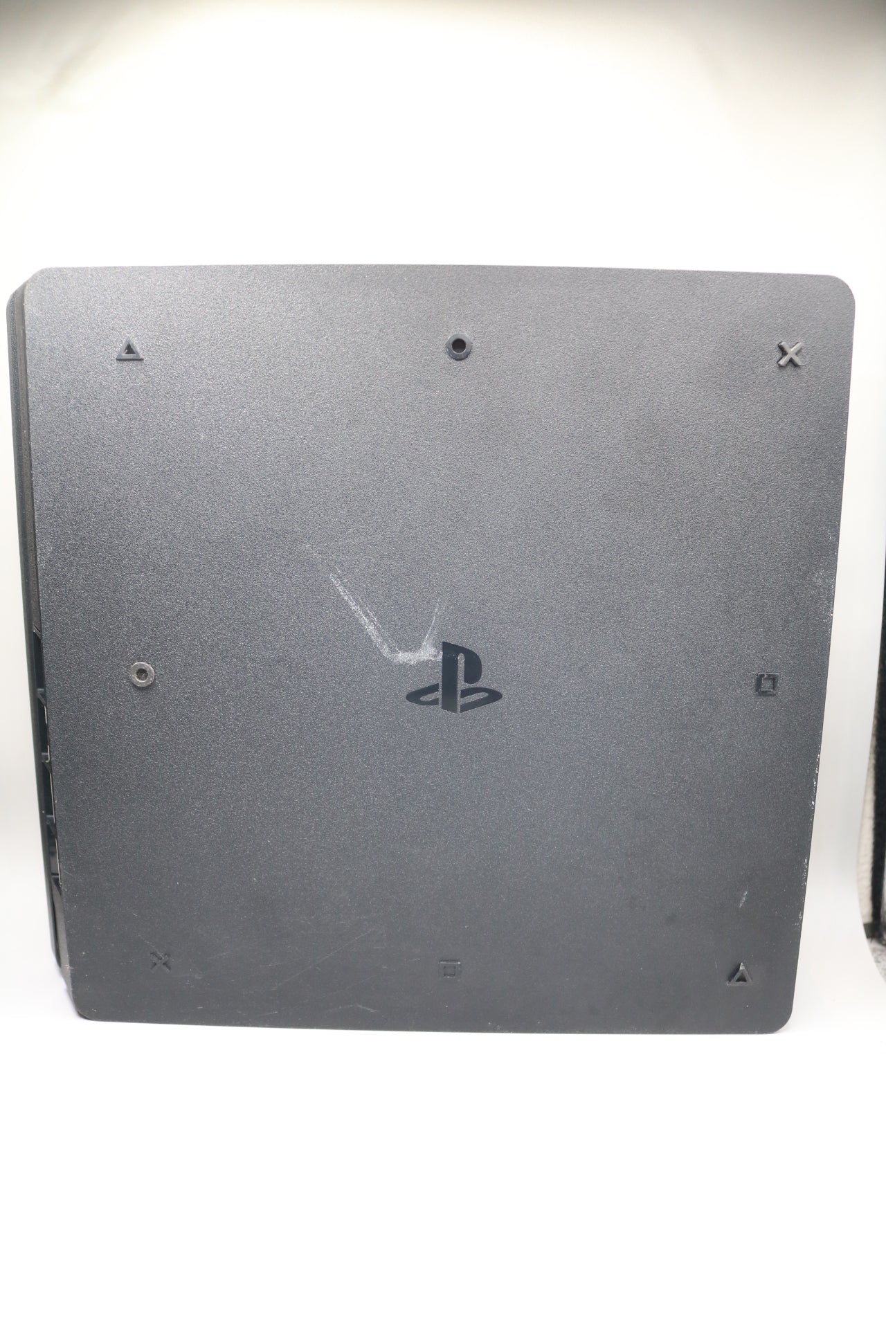 Sony PS4 Slim CUH-2215B Console 1 TB (CONSOLE ONLY) NO CONTROLLER