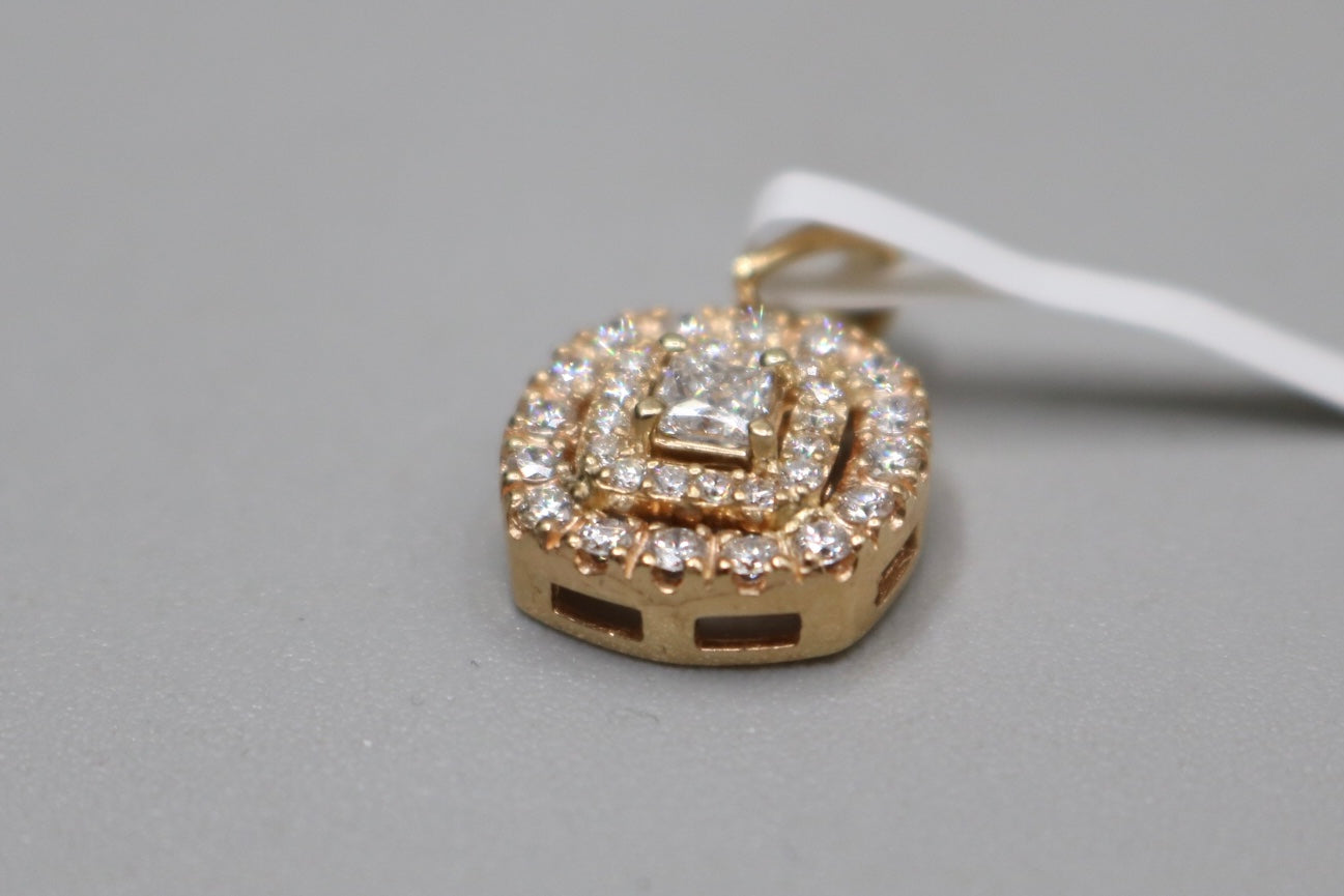 14K Yellow Gold Illusion Square Diamond Charm (0.60CTW, 2.2 Grams)
