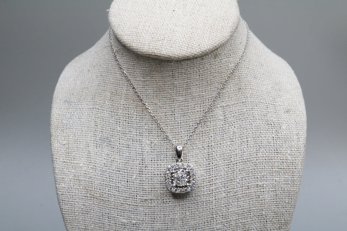 14K White Gold Cable Necklace with Diamond Pendant Local Pick-up only