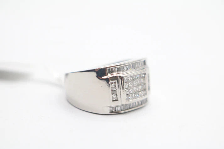 14K White Gold Diamond Cluster Ring (Size 8 1/2) (Local pick-up only)