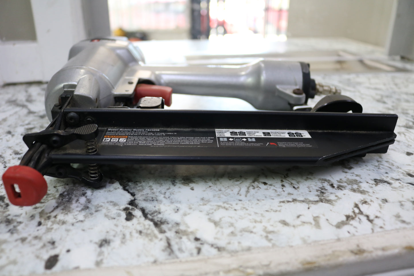 Porter-Cable FN250SB NAILER (No Shipping)