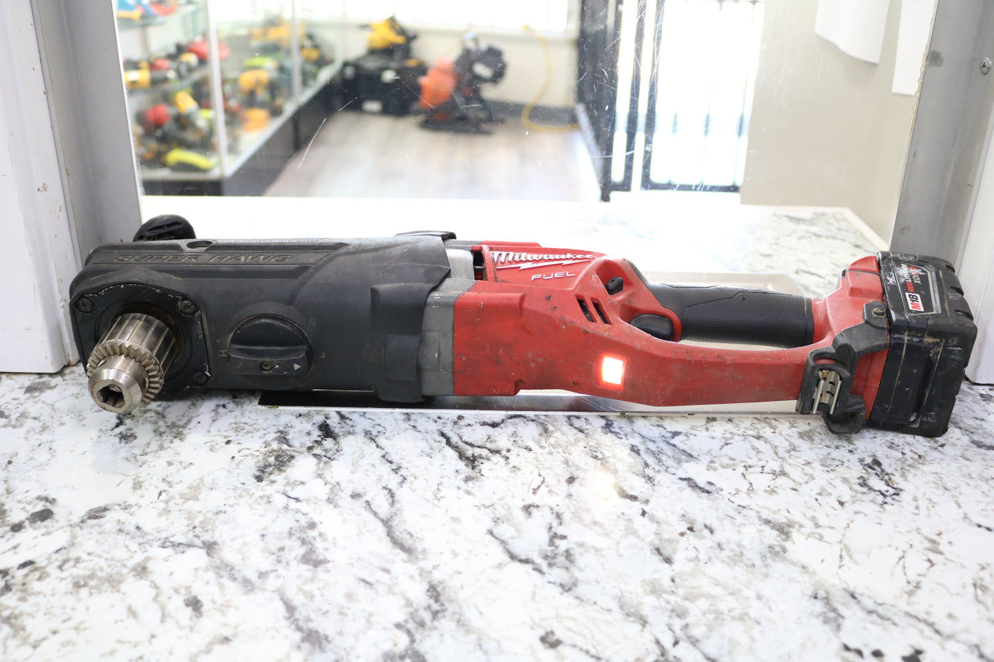 Milwaukee 2709-20 Super Hawg with a 3.0 18V Battery