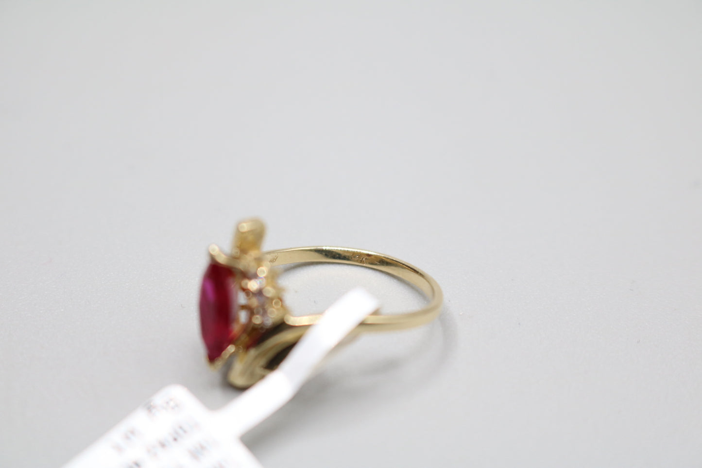 14K Yellow Gold Ring with Ruby and Clear Stones (Size 7)