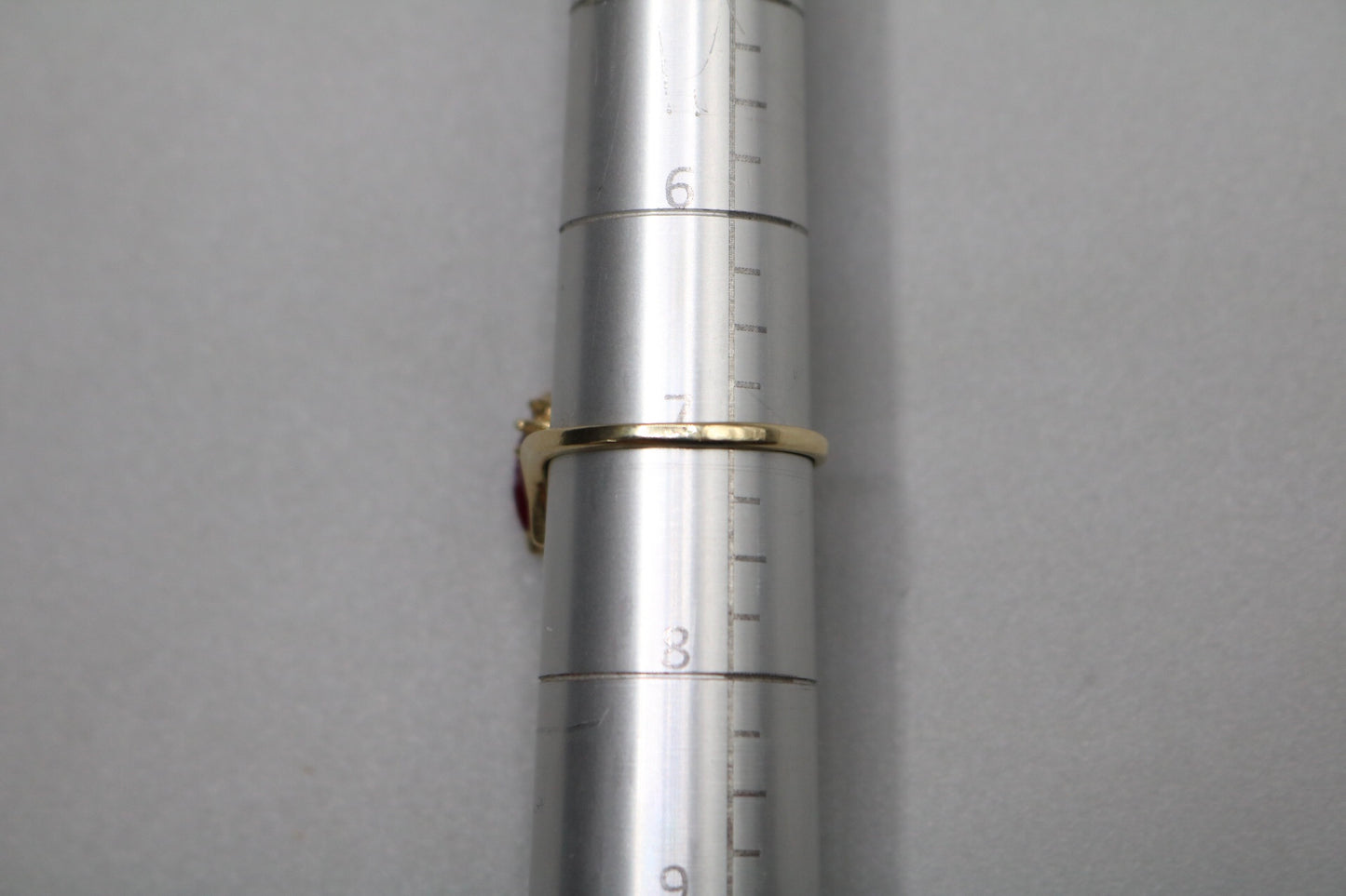 14K Yellow Gold Ring with Ruby and Clear Stones (Size 7)