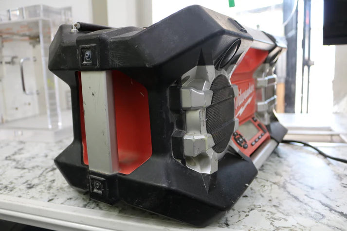 Milwaukee Large Jobsite Radio 2790-20 M12 M18 M28 12V-28V