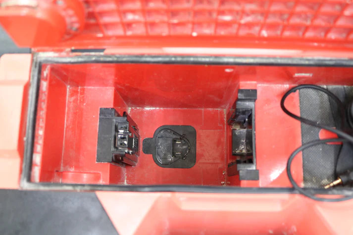 Milwaukee Large Jobsite Radio 2790-20 M12 M18 M28 12V-28V