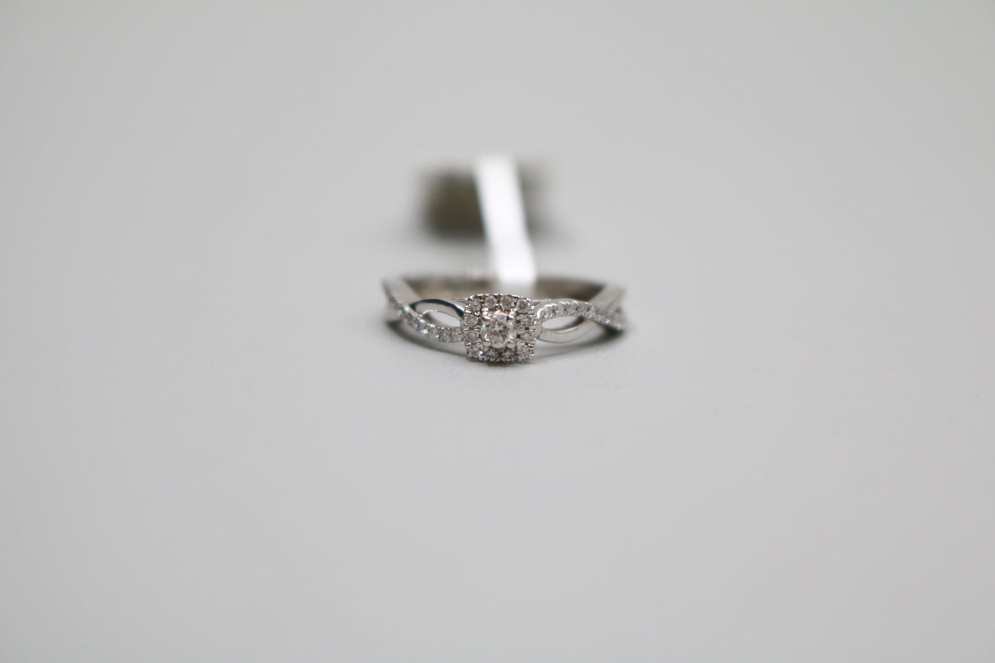 14K White Gold Diamond Engagement Ring (0.20 CTW) (Size 4)