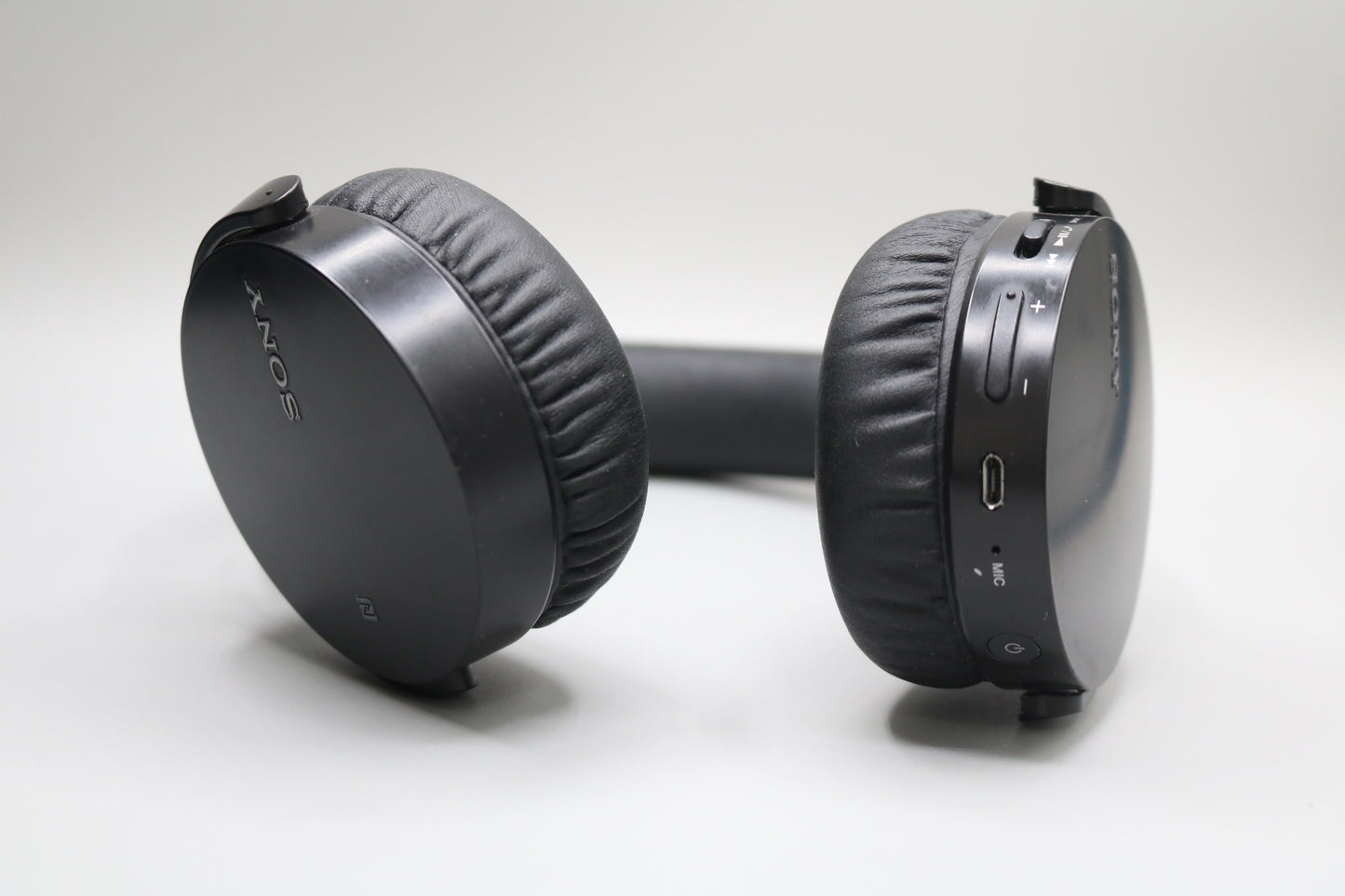 Sony Wireless Bluetooth Stereo Headphones MDR-XB650BT