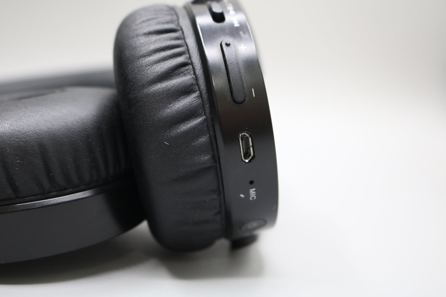 Sony Wireless Bluetooth Stereo Headphones MDR-XB650BT