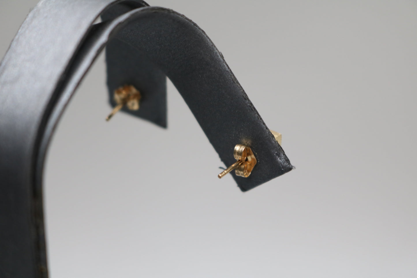 10K Yellow Gold Square Shaped Cluster Earrings (1.7 Grams)