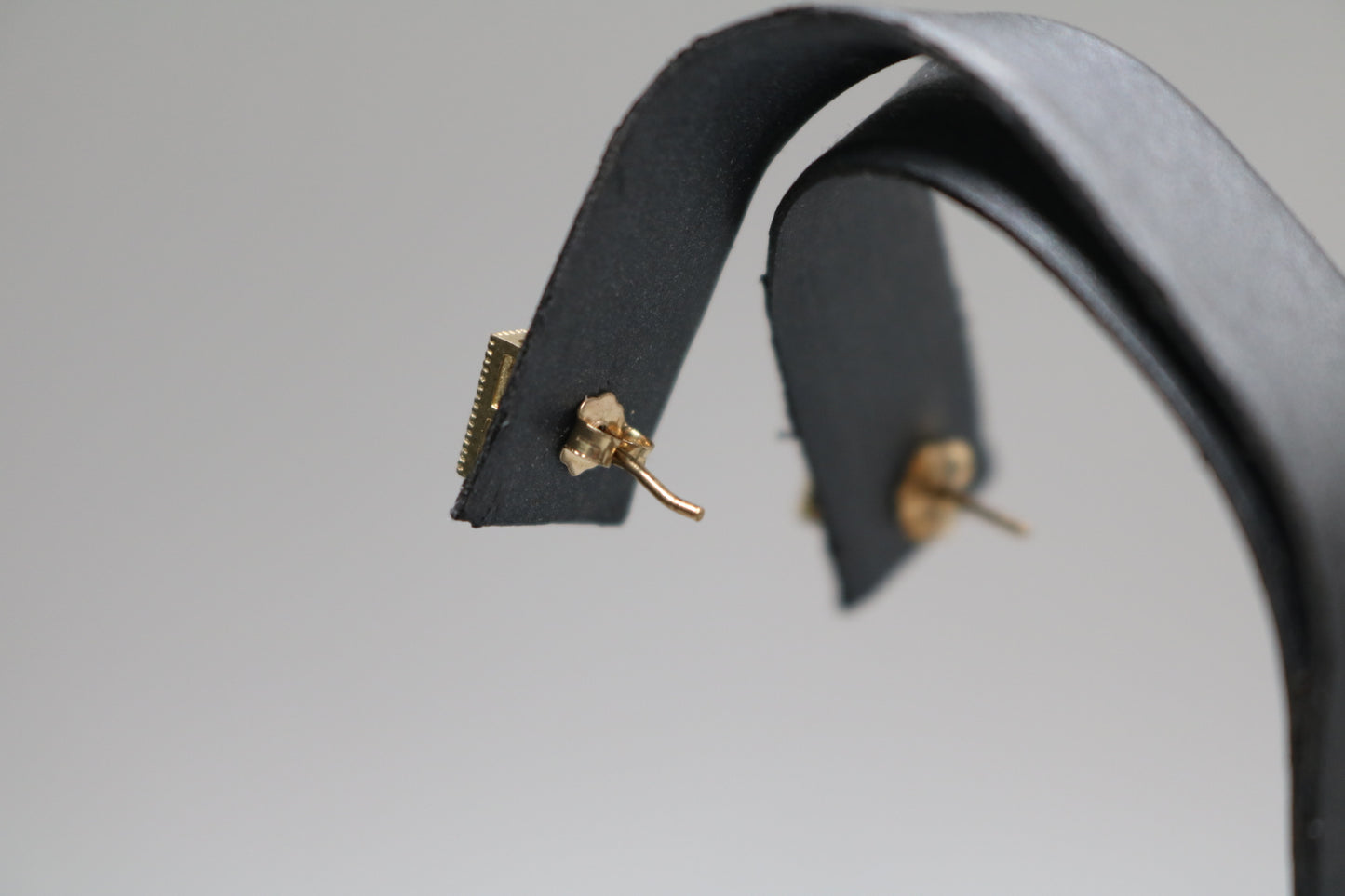 10K Yellow Gold Square Shaped Cluster Earrings (1.7 Grams)