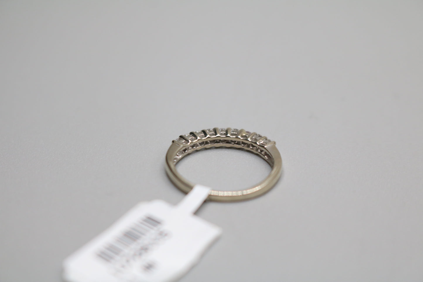 14K White Gold Channel Diamond Band Ring (Size 4 3/4)