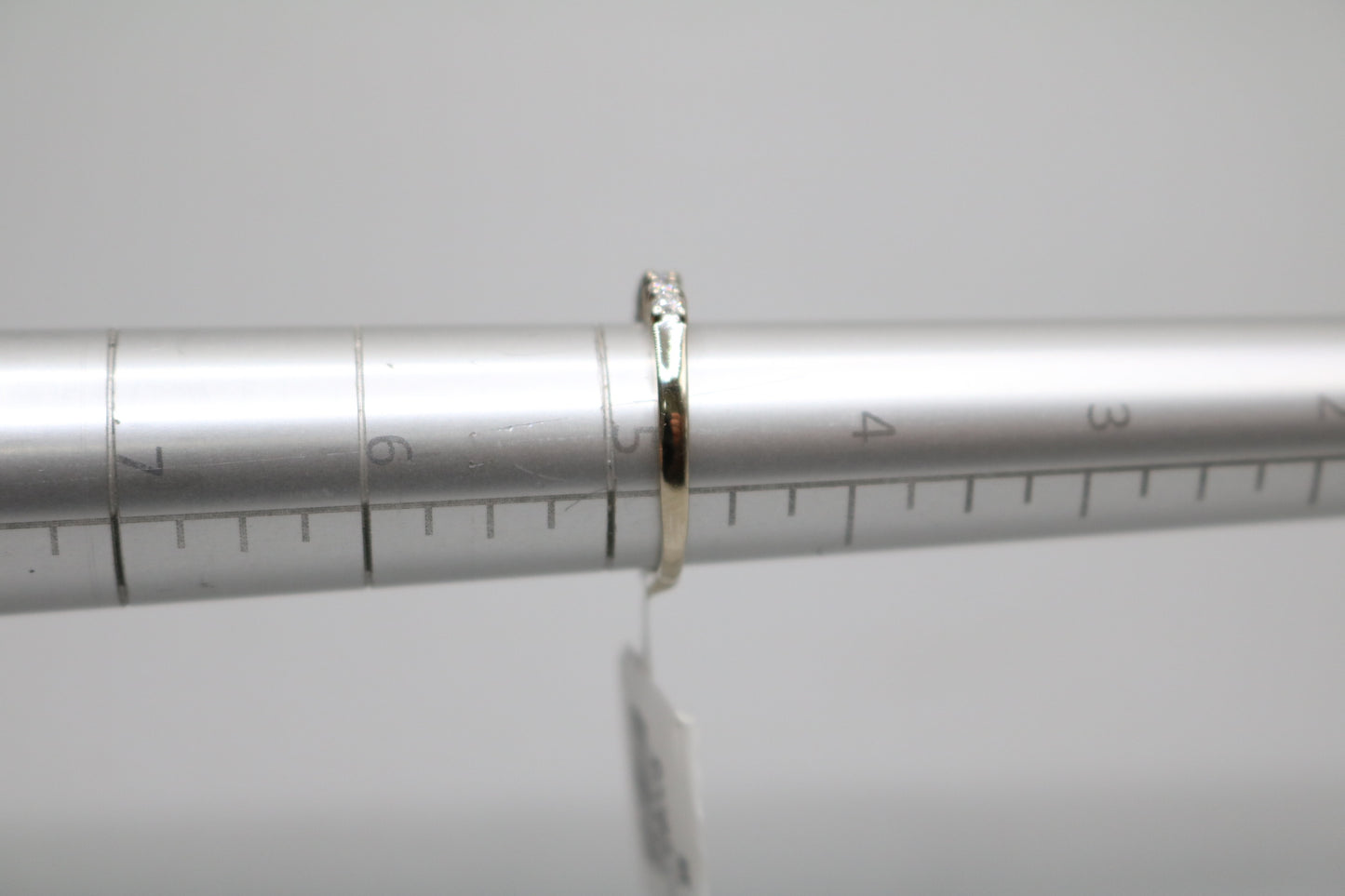 14K White Gold Channel Diamond Band Ring (Size 4 3/4)