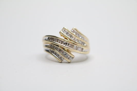 10K Yellow Gold Lady's Diamond Cocktail Ring (Size 6 1/2)