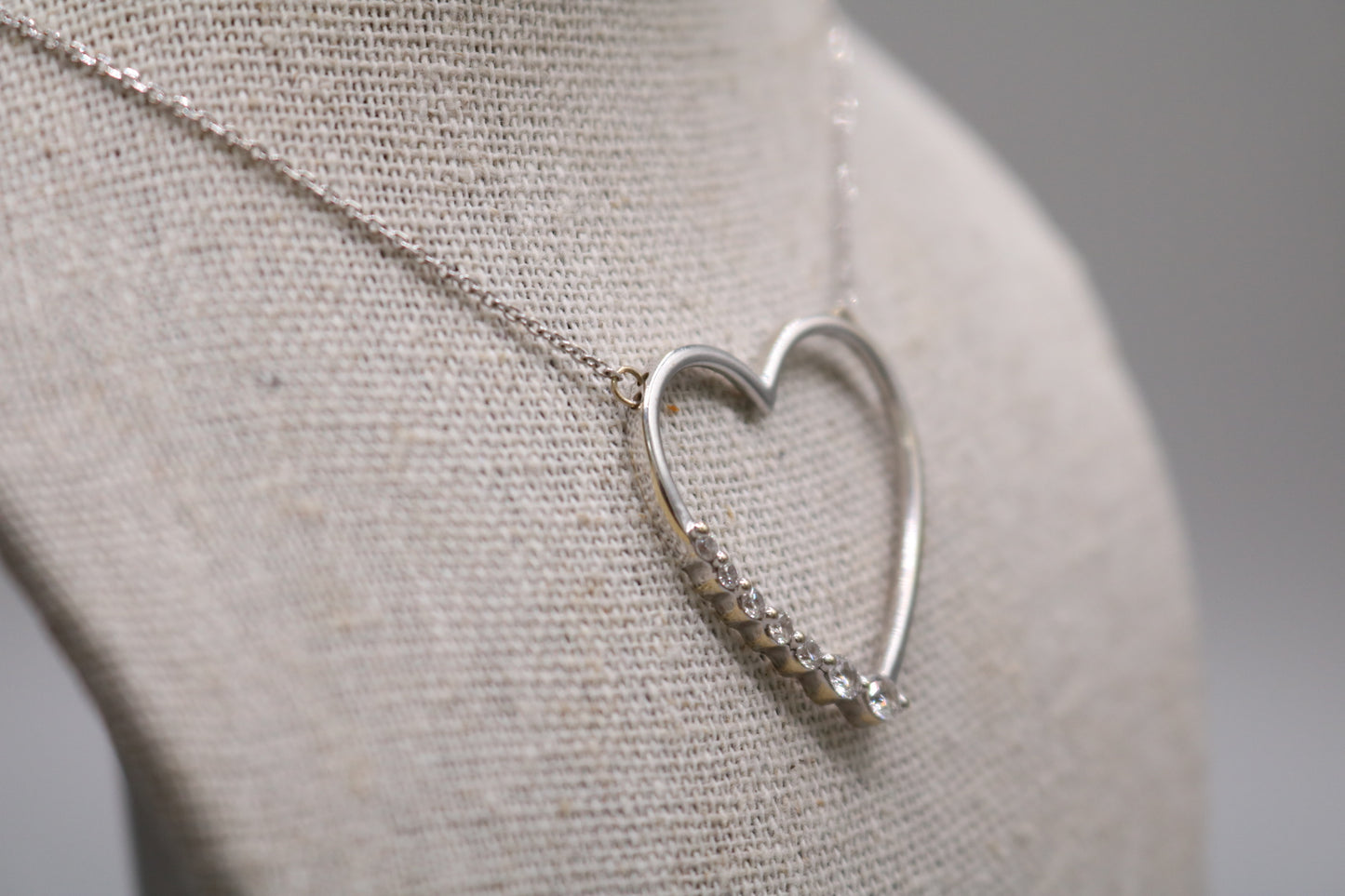14K White Gold Cable Necklace with a 14K White Gold Diamond Heart Charm (0.26 CTW)