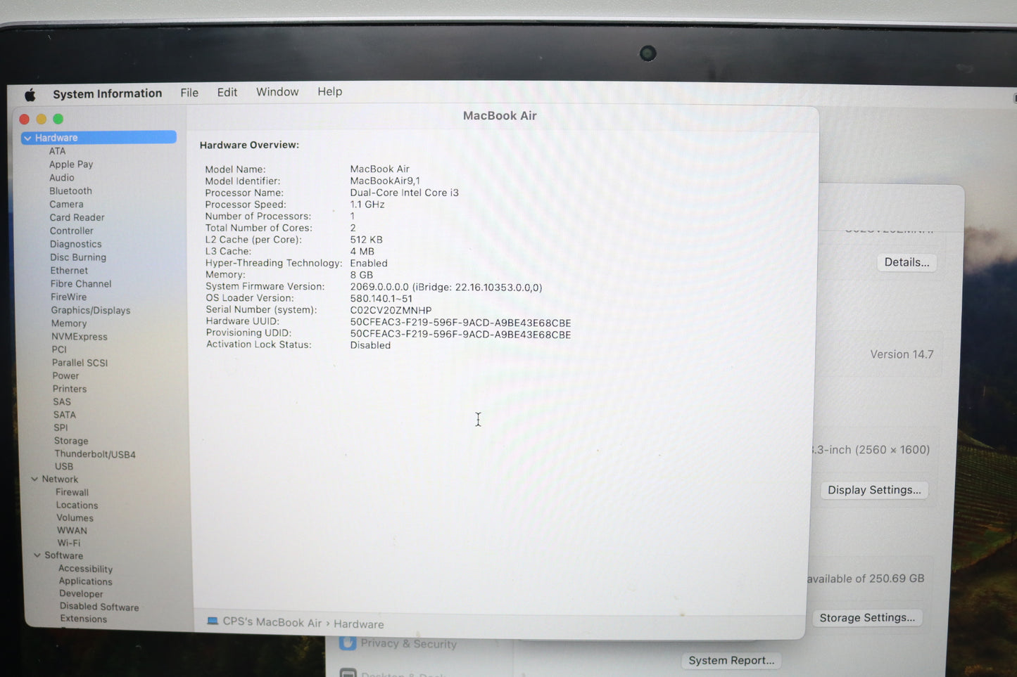 2020 Apple MacBook Air A2179 13-Inch (8GB, 256 GB SSD)