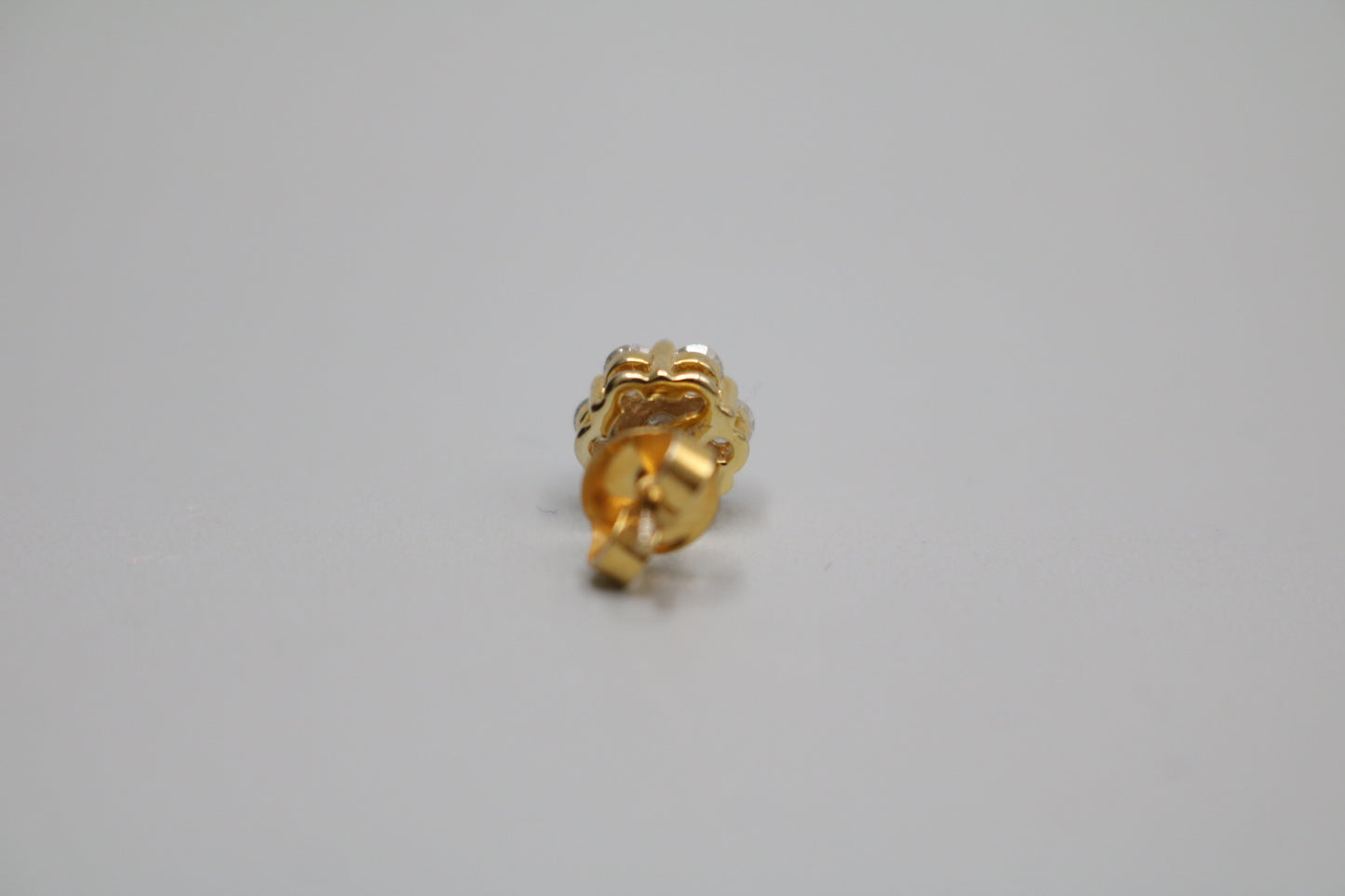 14K Yellow Gold Cluster Diamond Single Stud Earring (.49 CTW)