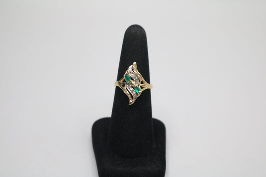 14K Yellow Gold Diamond Bypass Green Tourmaline Ring (Size 7 1/4)
