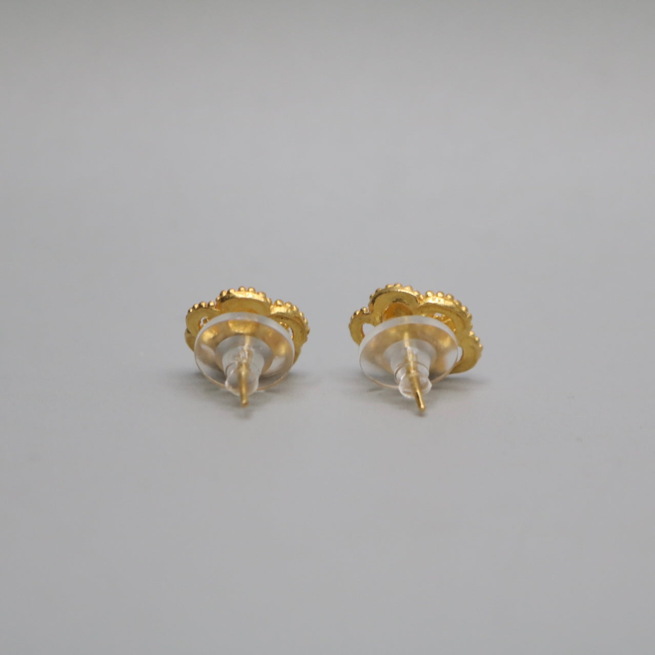 22K Yellow Gold Floral Earrings