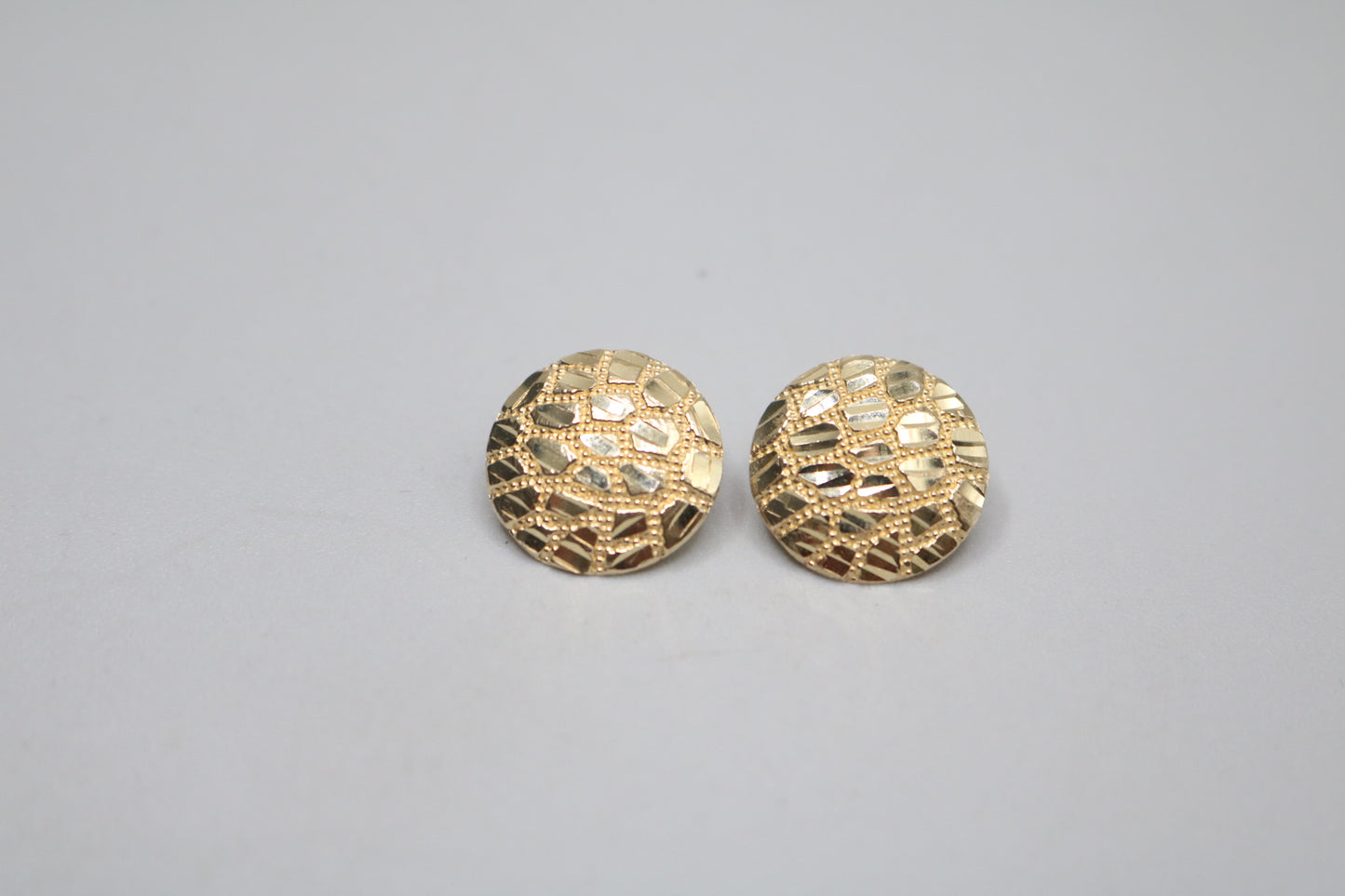 14K Yellow Gold Nugget Style Pair Earrings (3.8 Grams)
