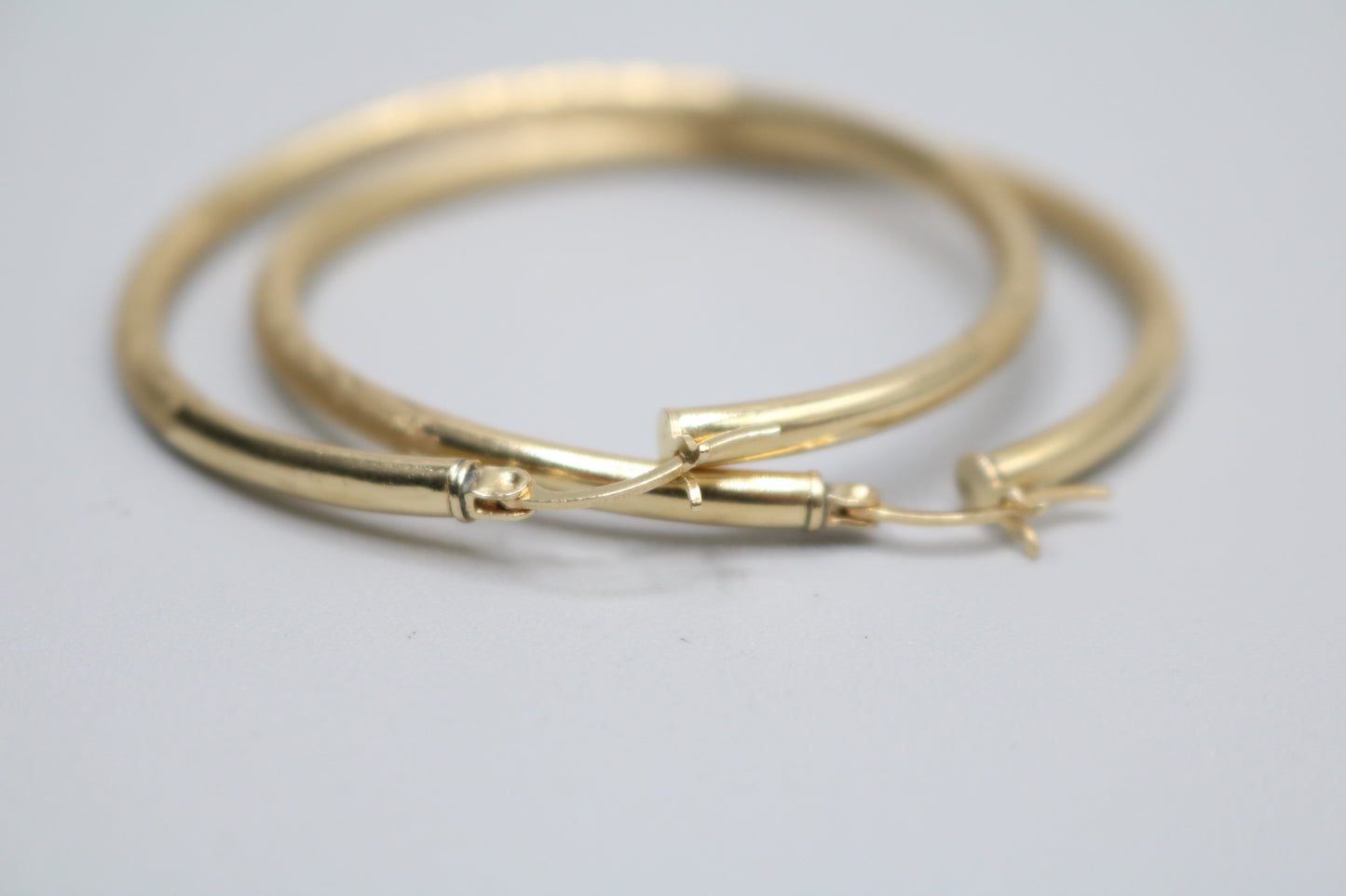 14K Yellow Gold Hoop Pair Earrings (4.5 Grams)