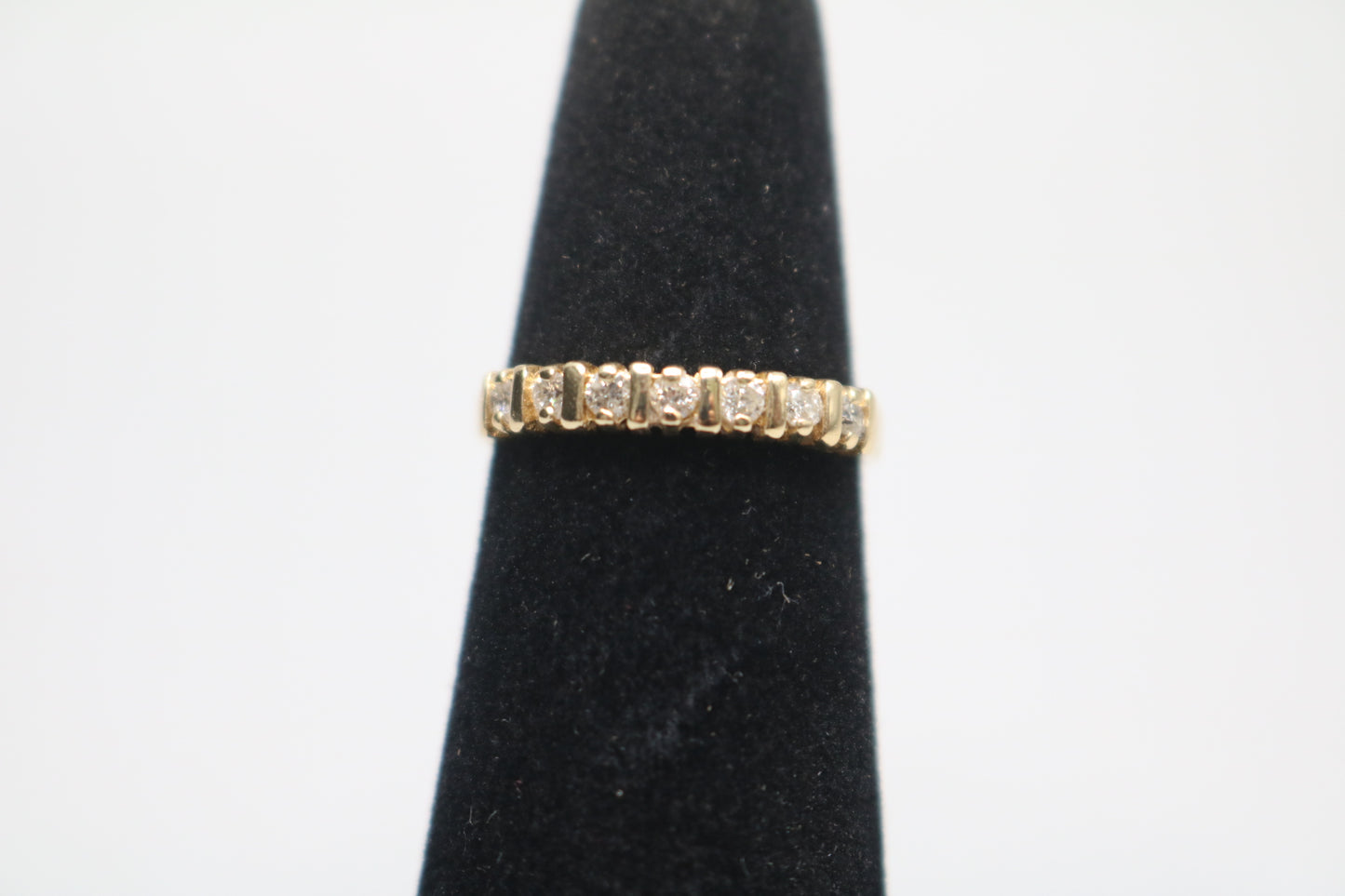 14K Yellow Gold Diamond Channel Band Ring (Size 5 1/2)