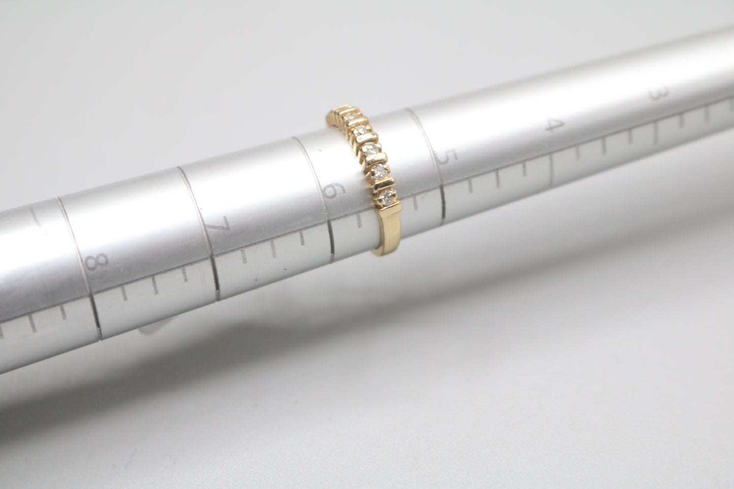 14K Yellow Gold Diamond Channel Band Ring (Size 5 1/2)