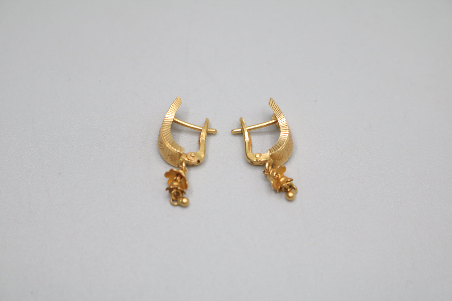 22K Yellow Gold Lever Earrings