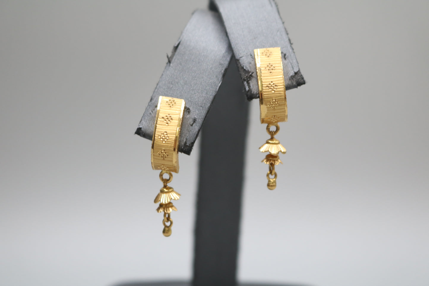22K Yellow Gold Lever Earrings