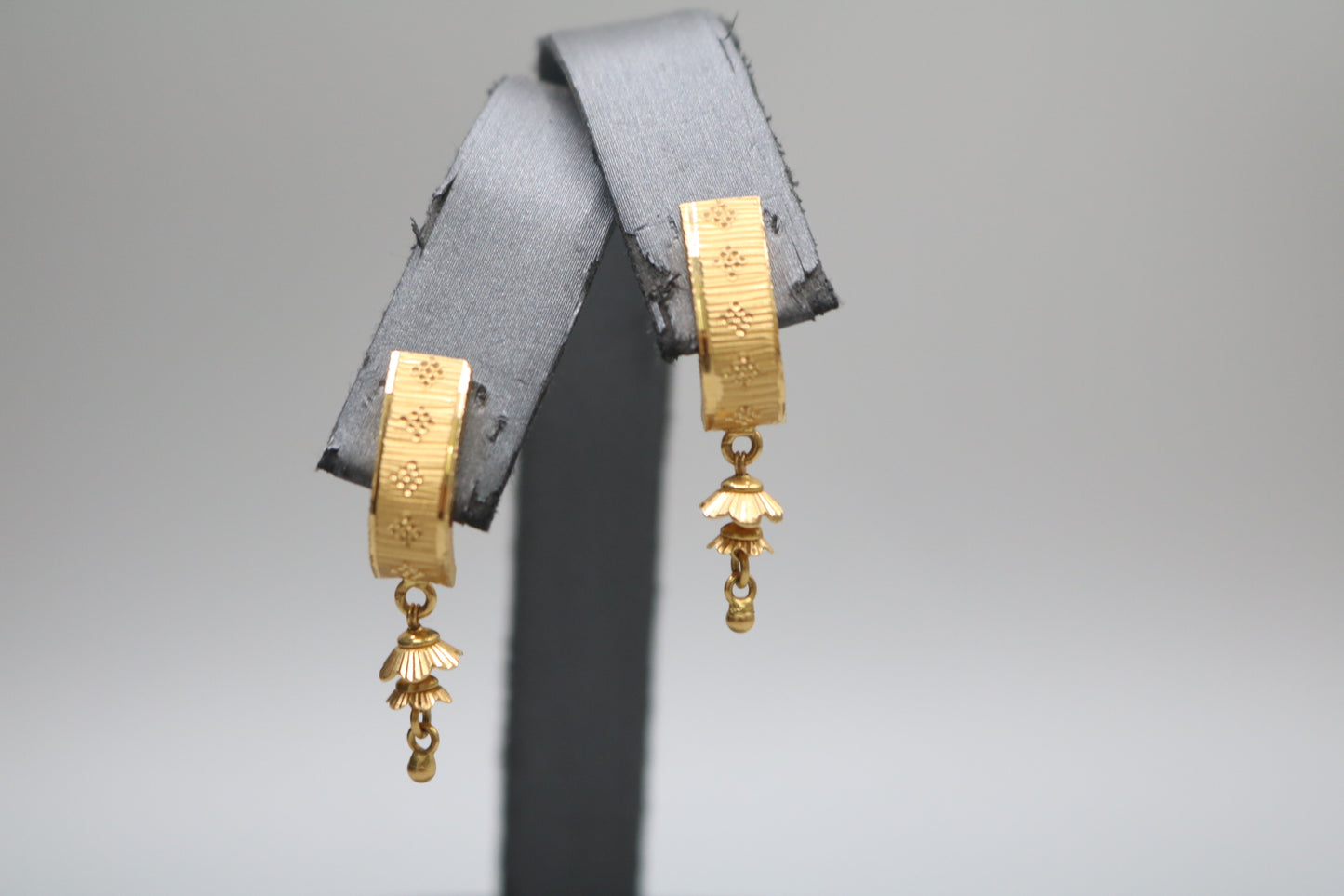 22K Yellow Gold Lever Earrings