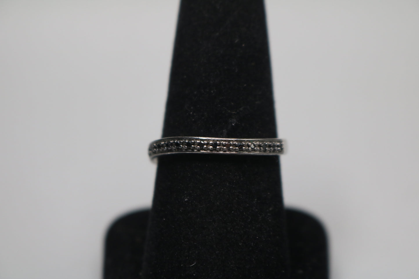 925 Sterling Silver Channel Setting Band Ring (size 10)