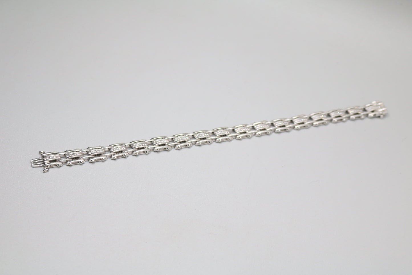 SILVER TENNIS BRACELET WITH LAB GROW DIAMONDS