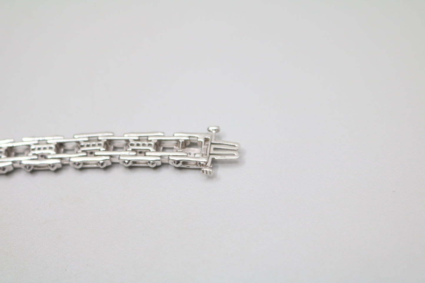SILVER TENNIS BRACELET WITH LAB GROW DIAMONDS