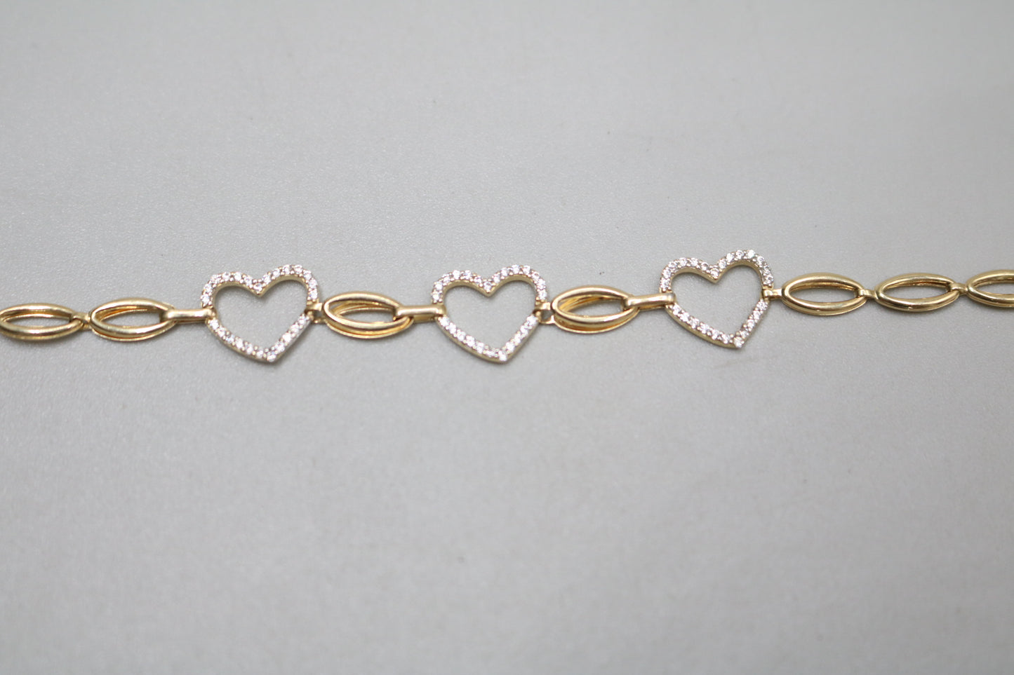 14K Yellow Gold Heart and Oval Bracelet with Clear Stones (Size 17)