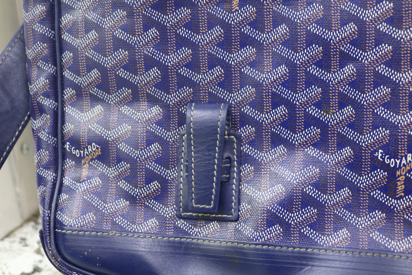 Goyard Grand Bleu GM Blue Messenger Bag (Local Purchase Only)