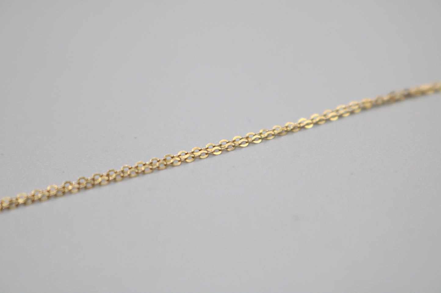 14-Karat Yellow Gold Elegant Chain Necklace with Rectangle Charm